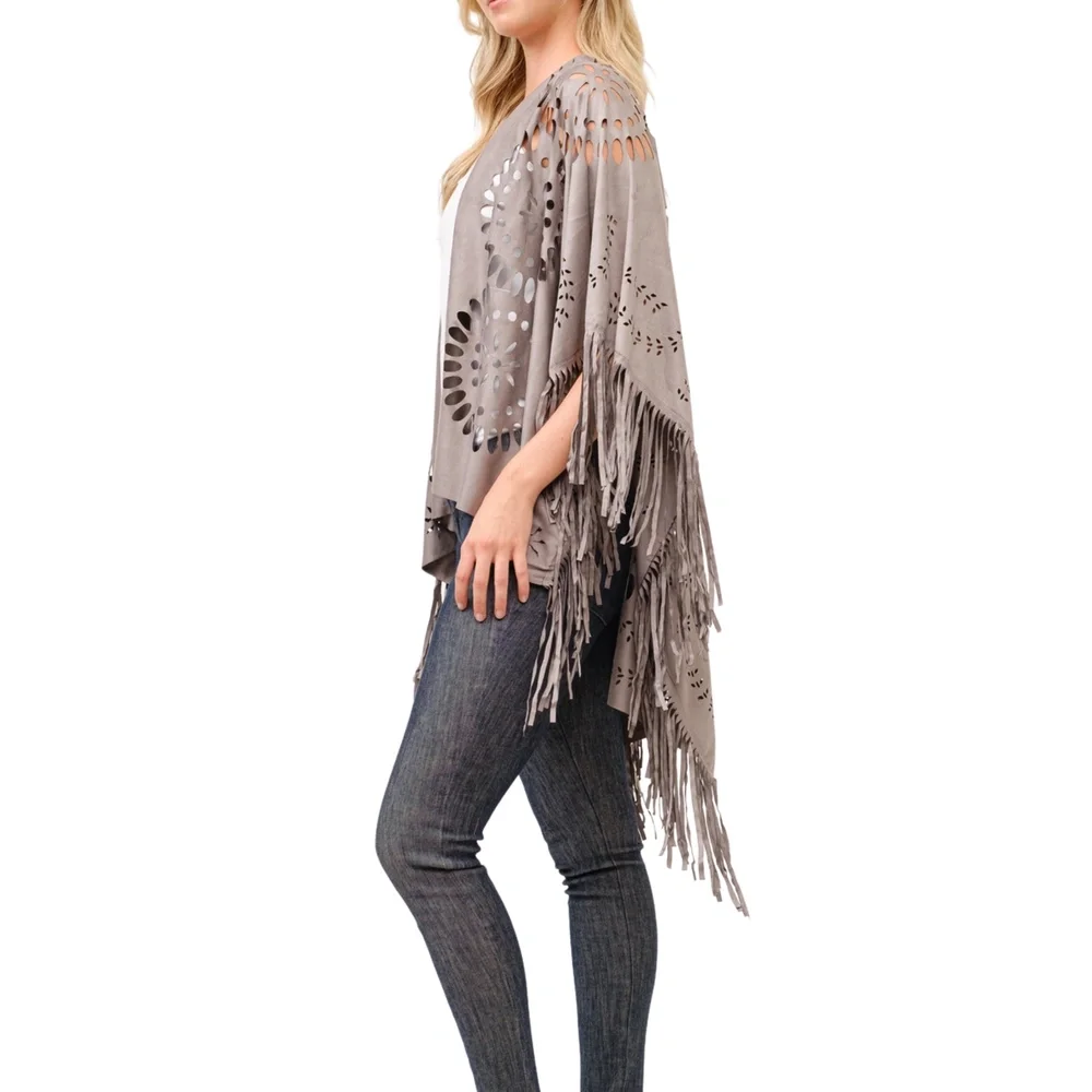 Mauve Faux Suede Western Style Poncho Ruana Cut Outs One Size Fringe (Copy) - Picture 5 of 5
